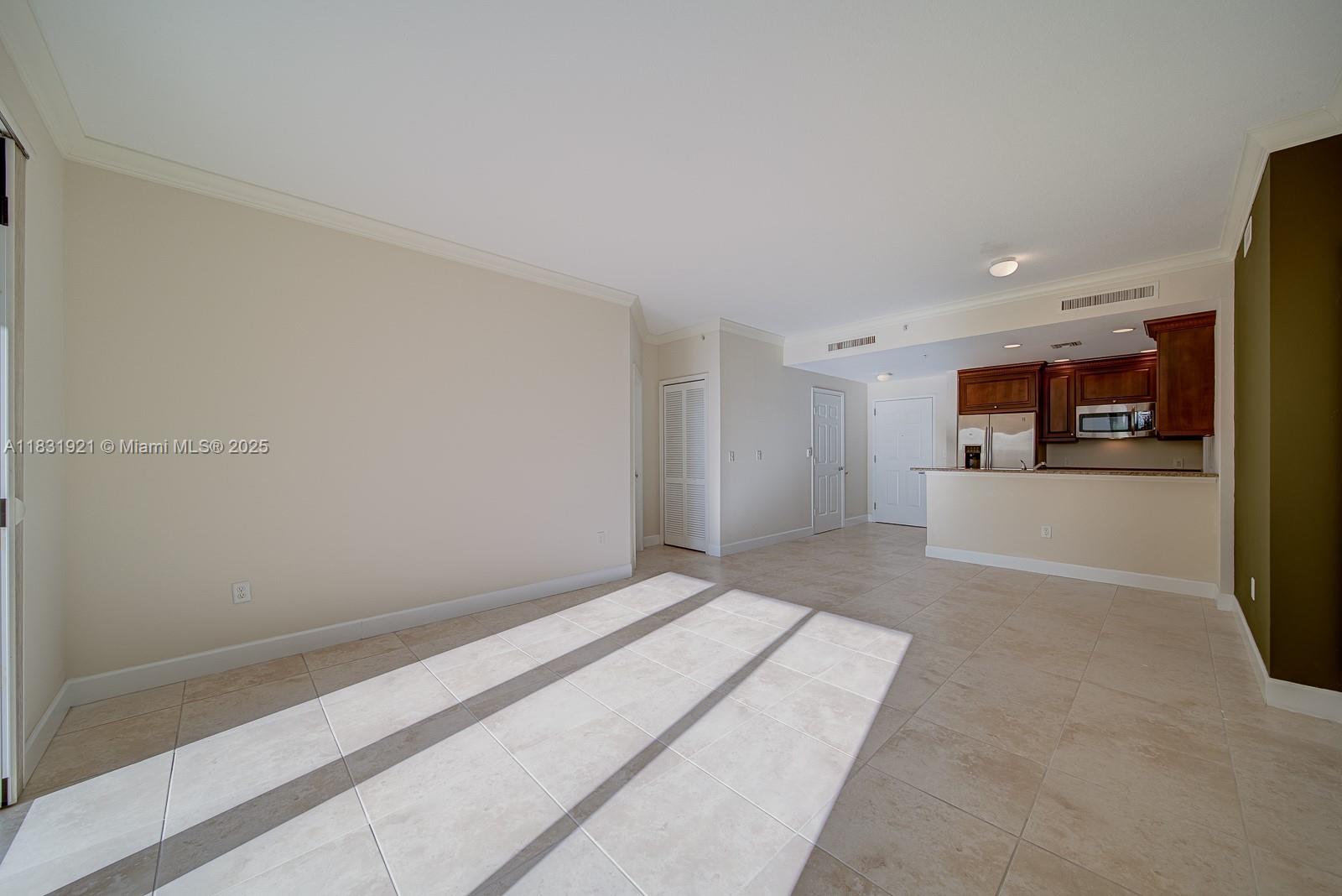 100 Andalusia Ave 608
