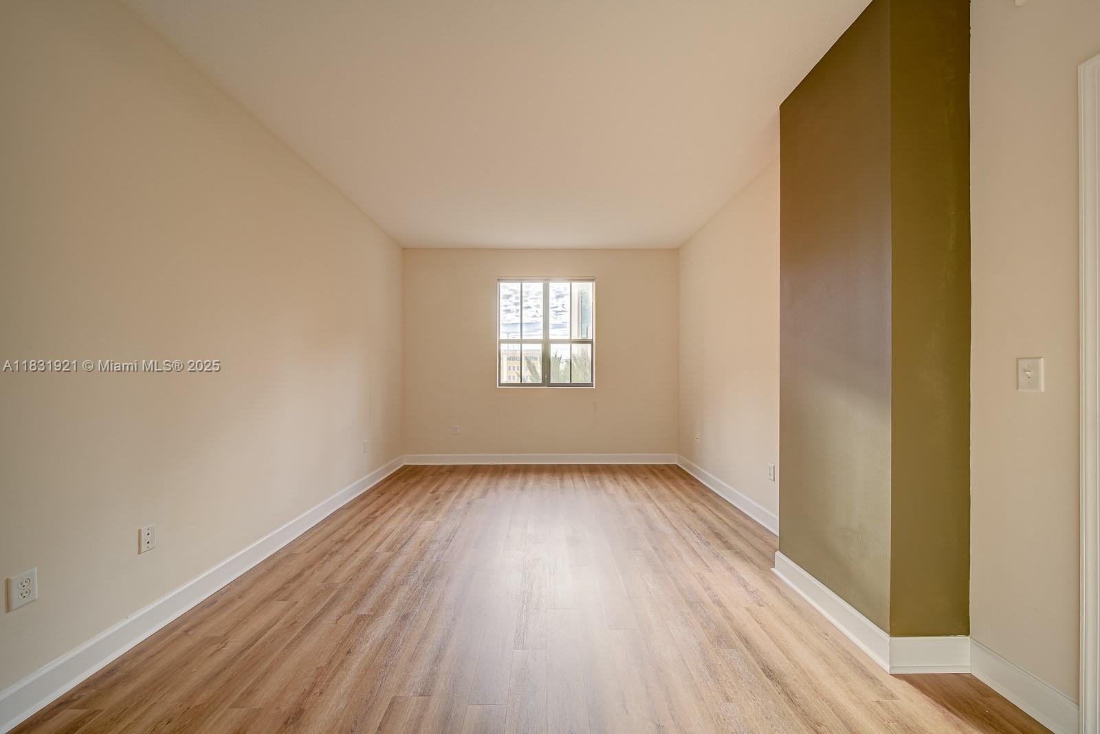 100 Andalusia Ave 608