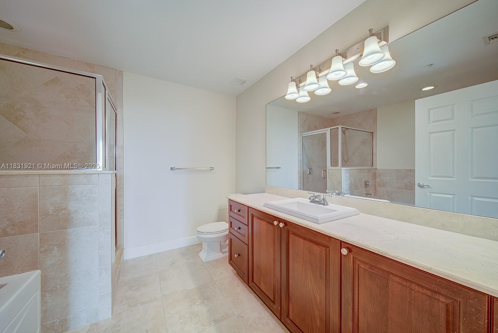 100 Andalusia Ave 608