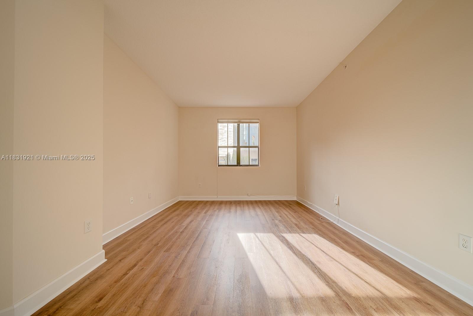 100 Andalusia Ave 608
