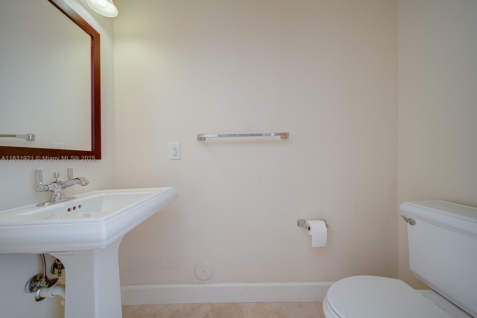 100 Andalusia Ave 608