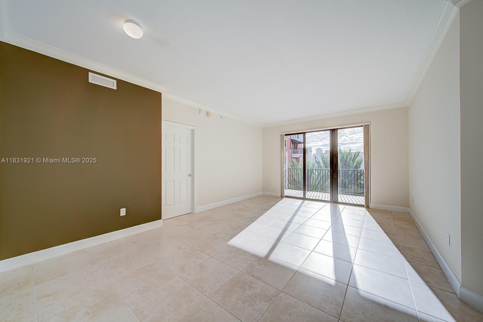 100 Andalusia Ave 608