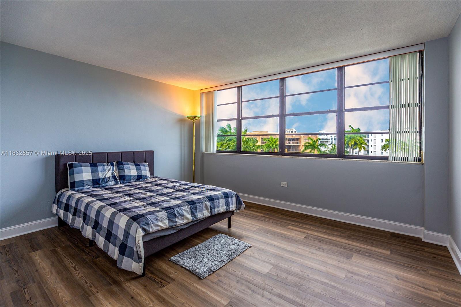 Property photo # 2