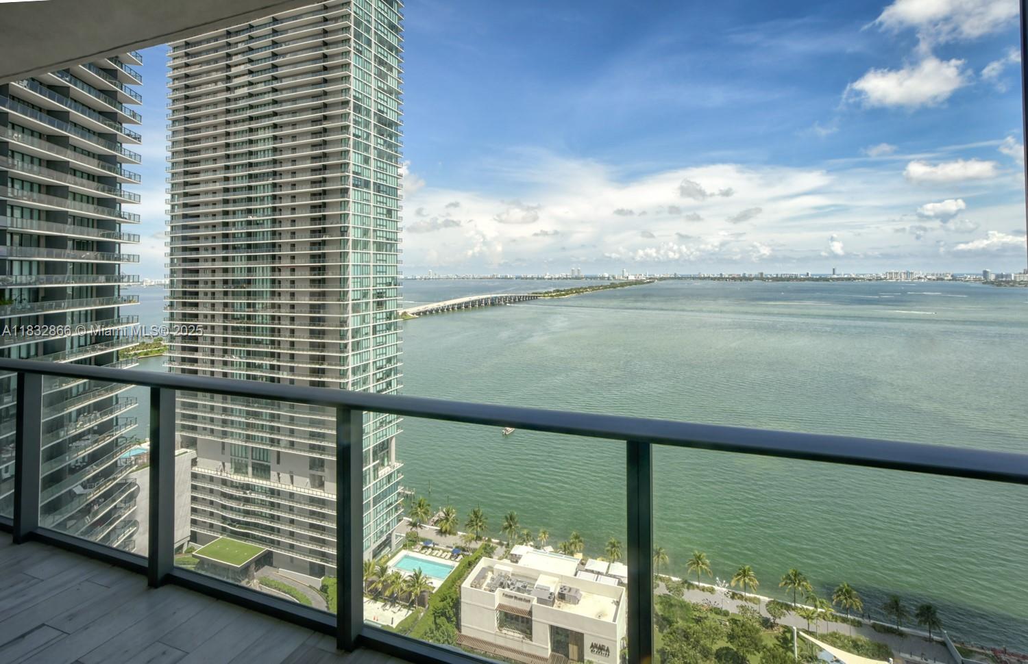 480 NE 31st St #3205, Miami, Florida image 1