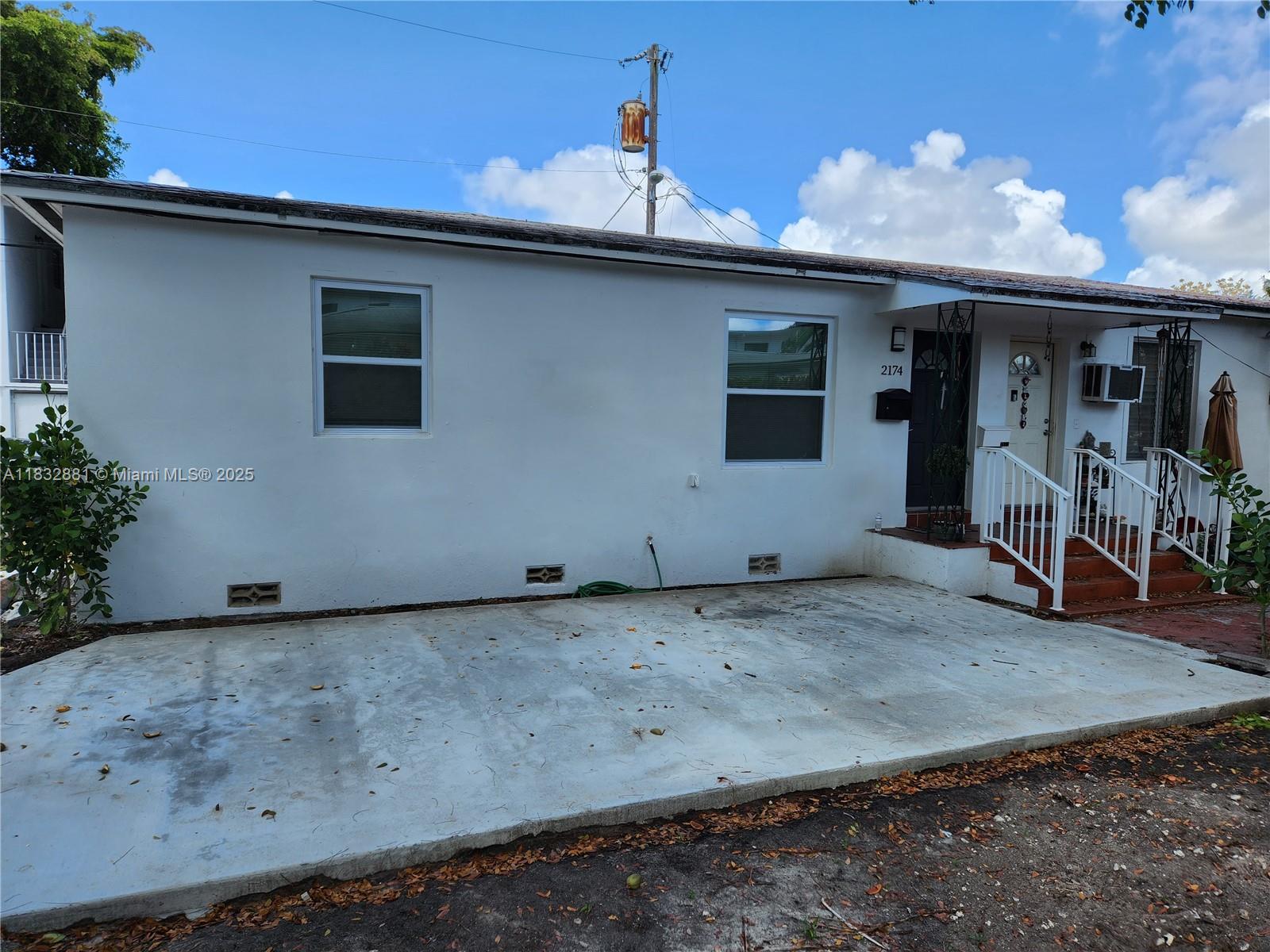 Property photo # 0
