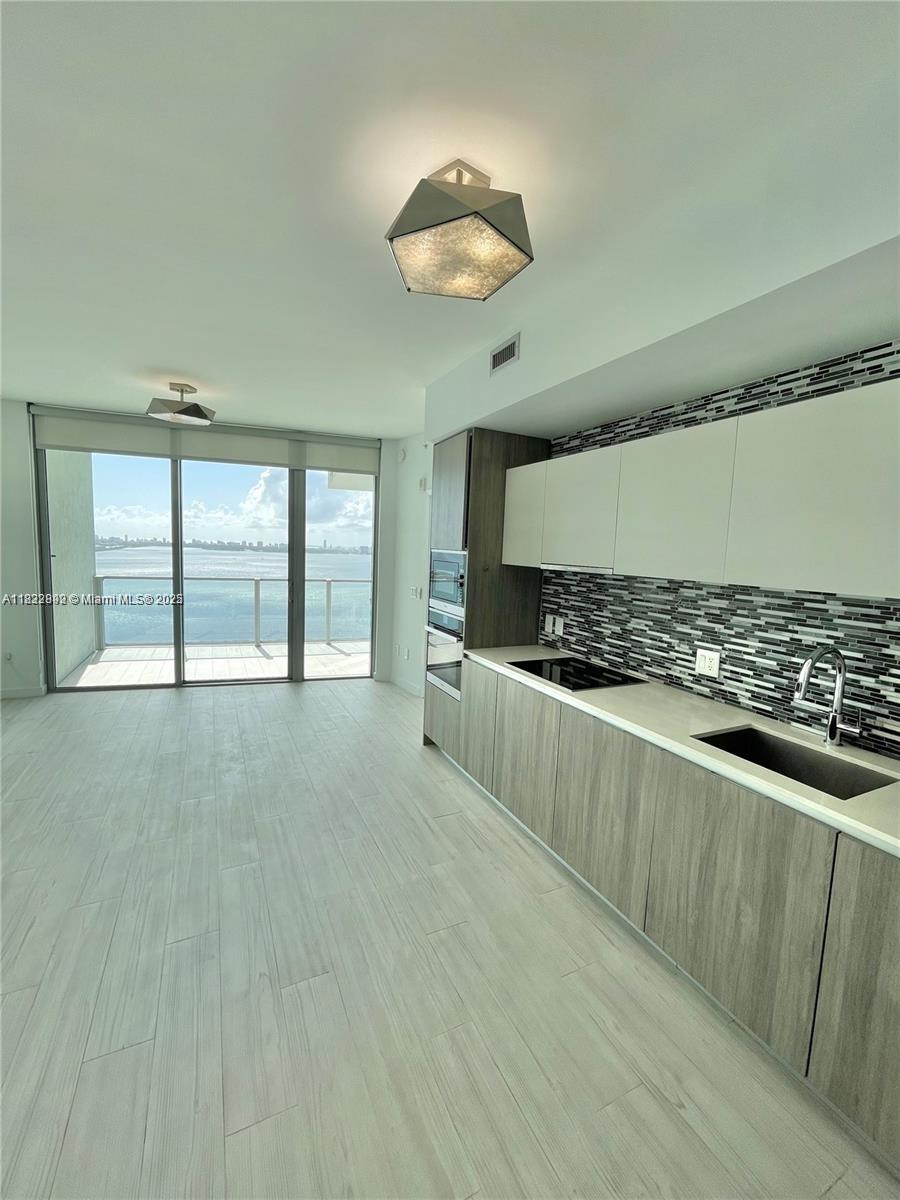 2900 NE 7th Ave #2706, Miami, Florida image 3
