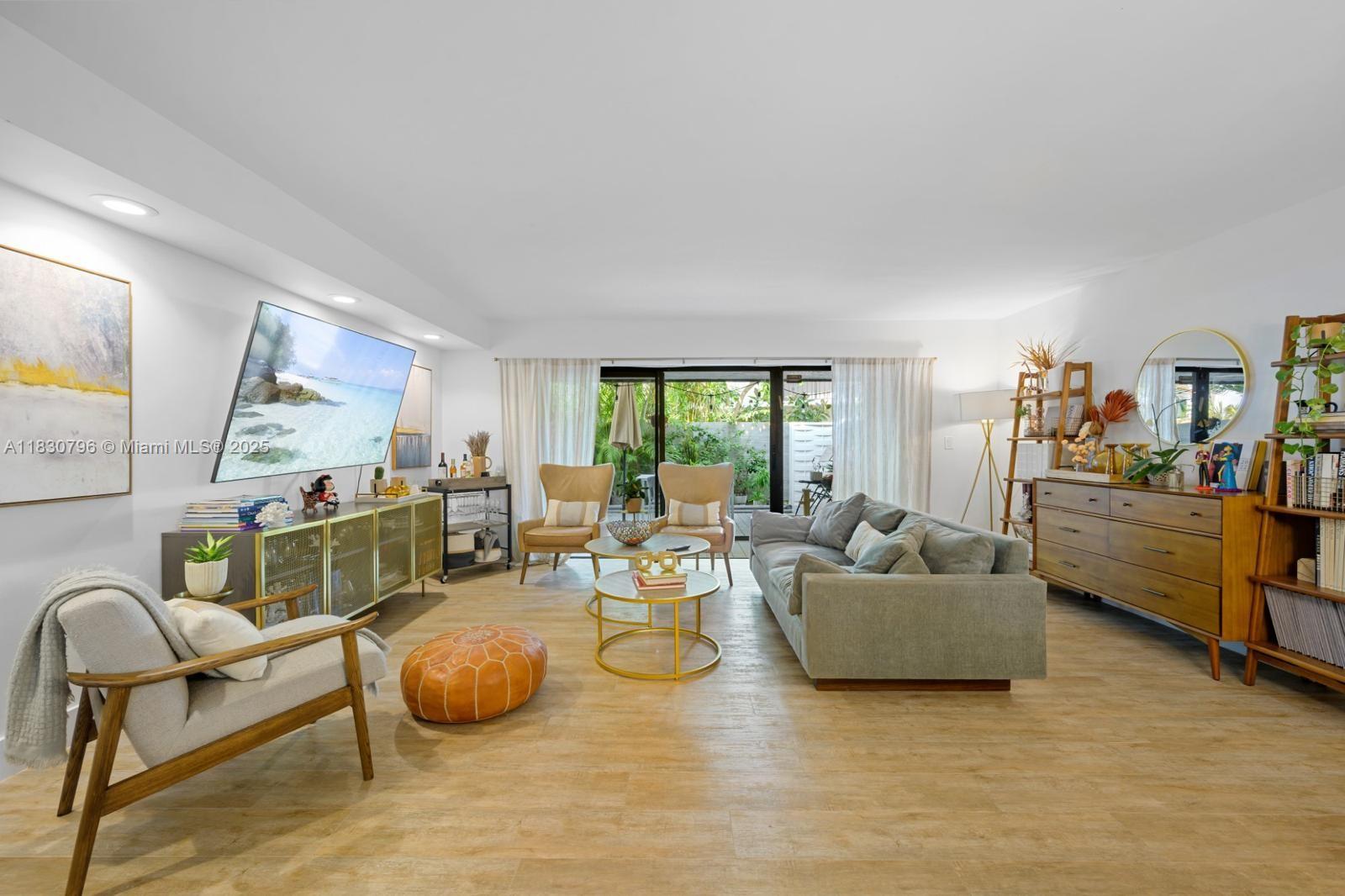 Property photo # 0