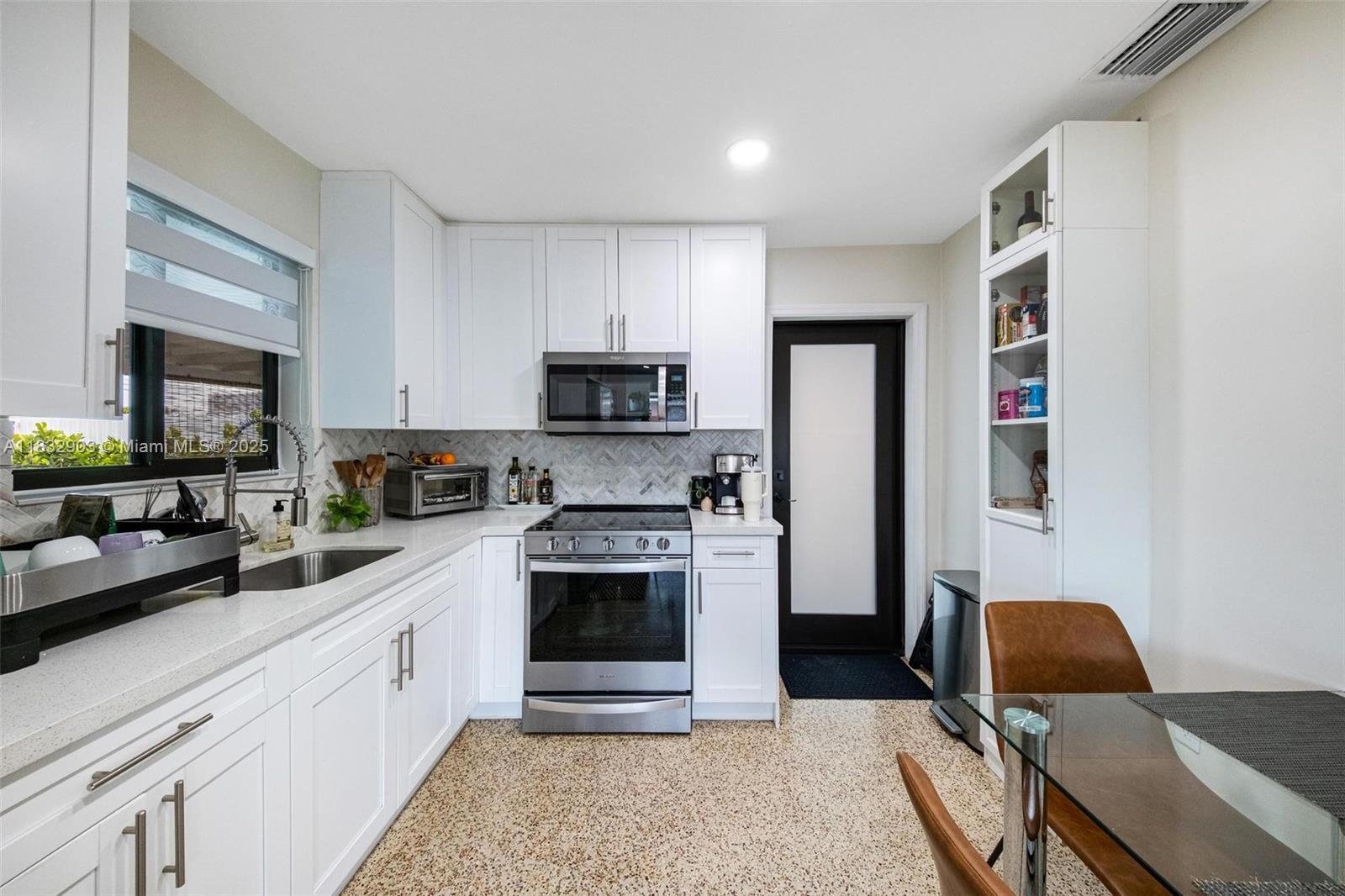 Property photo # 7