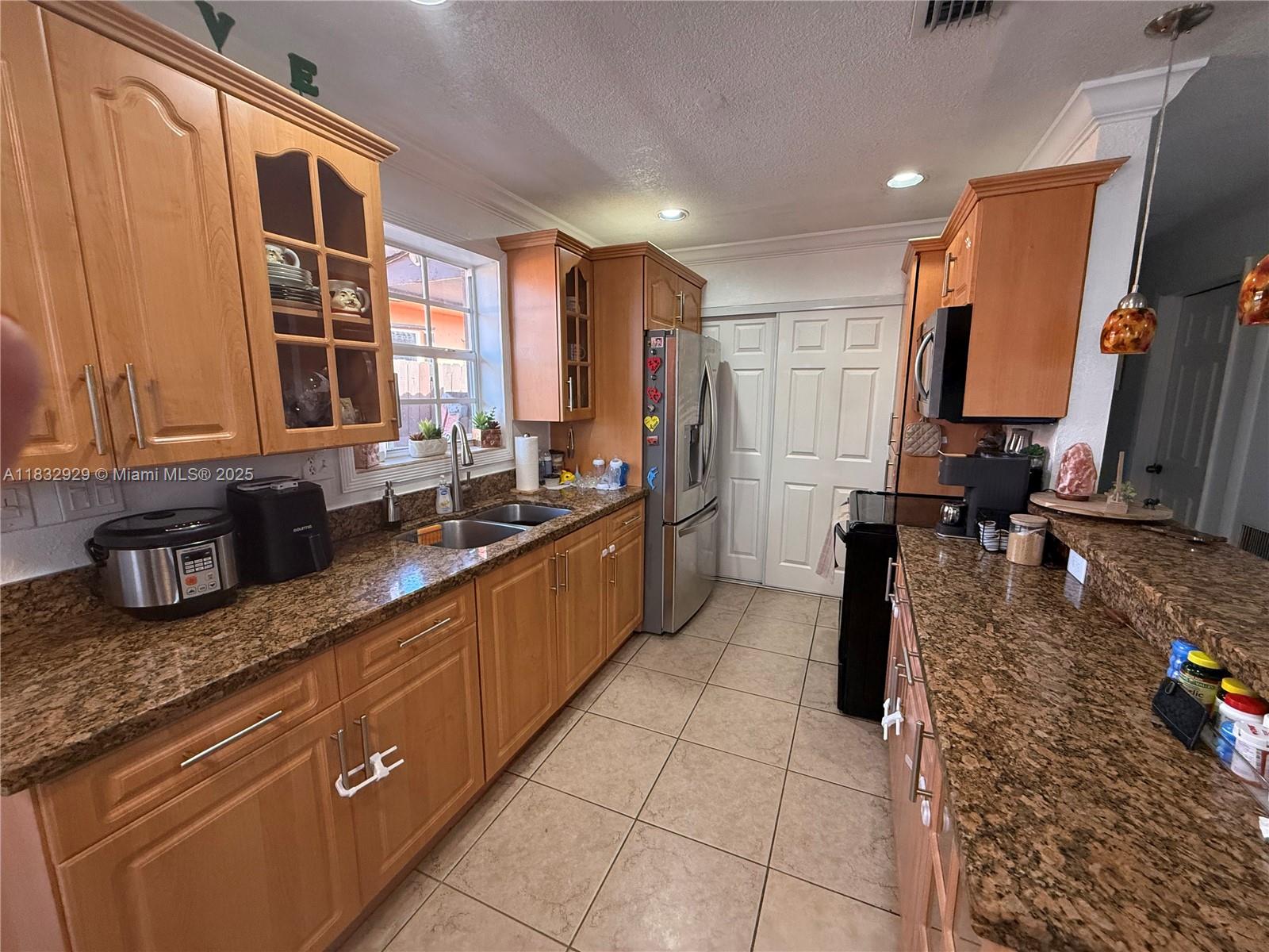 5720 SW 39th St, West Park, Florida image 12