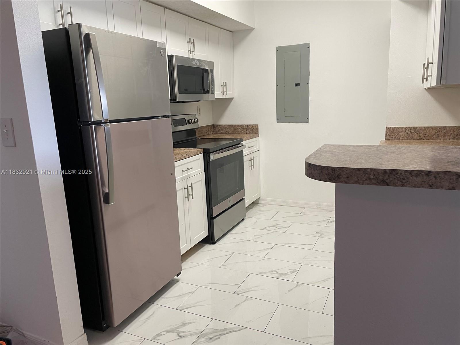 Property photo # 4