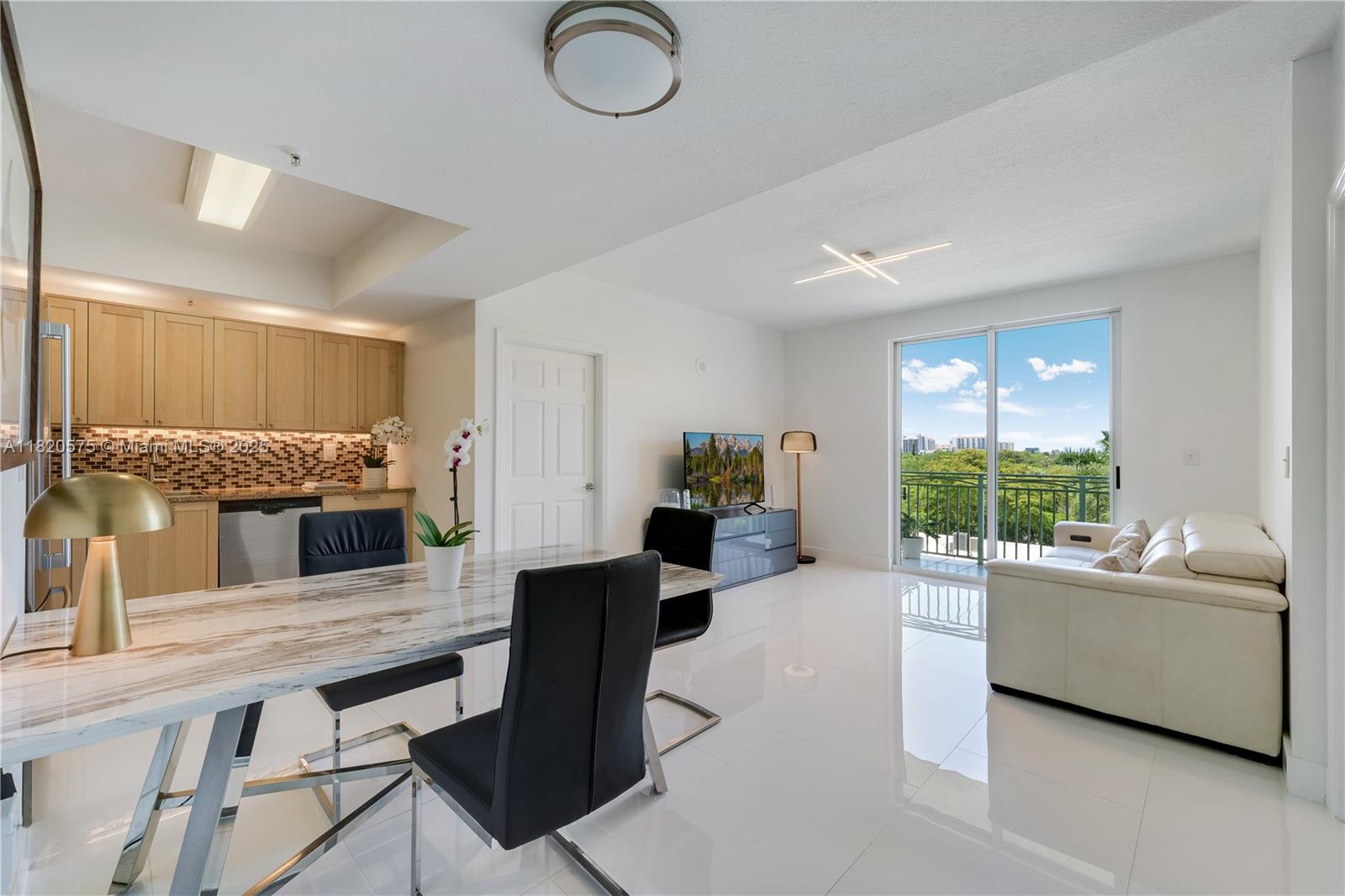 Property photo # 4