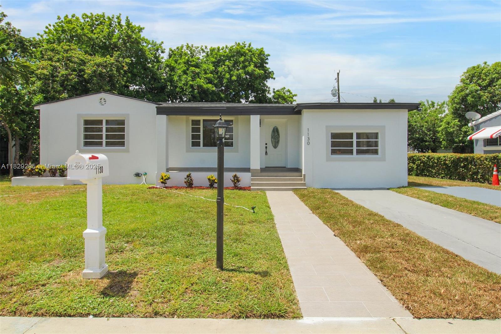 1130 NW 91 St, Miami, Florida image 1