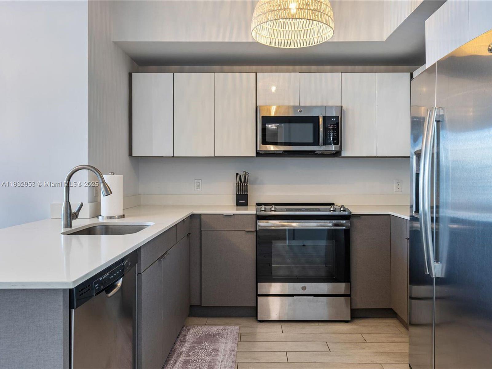 Property photo # 9