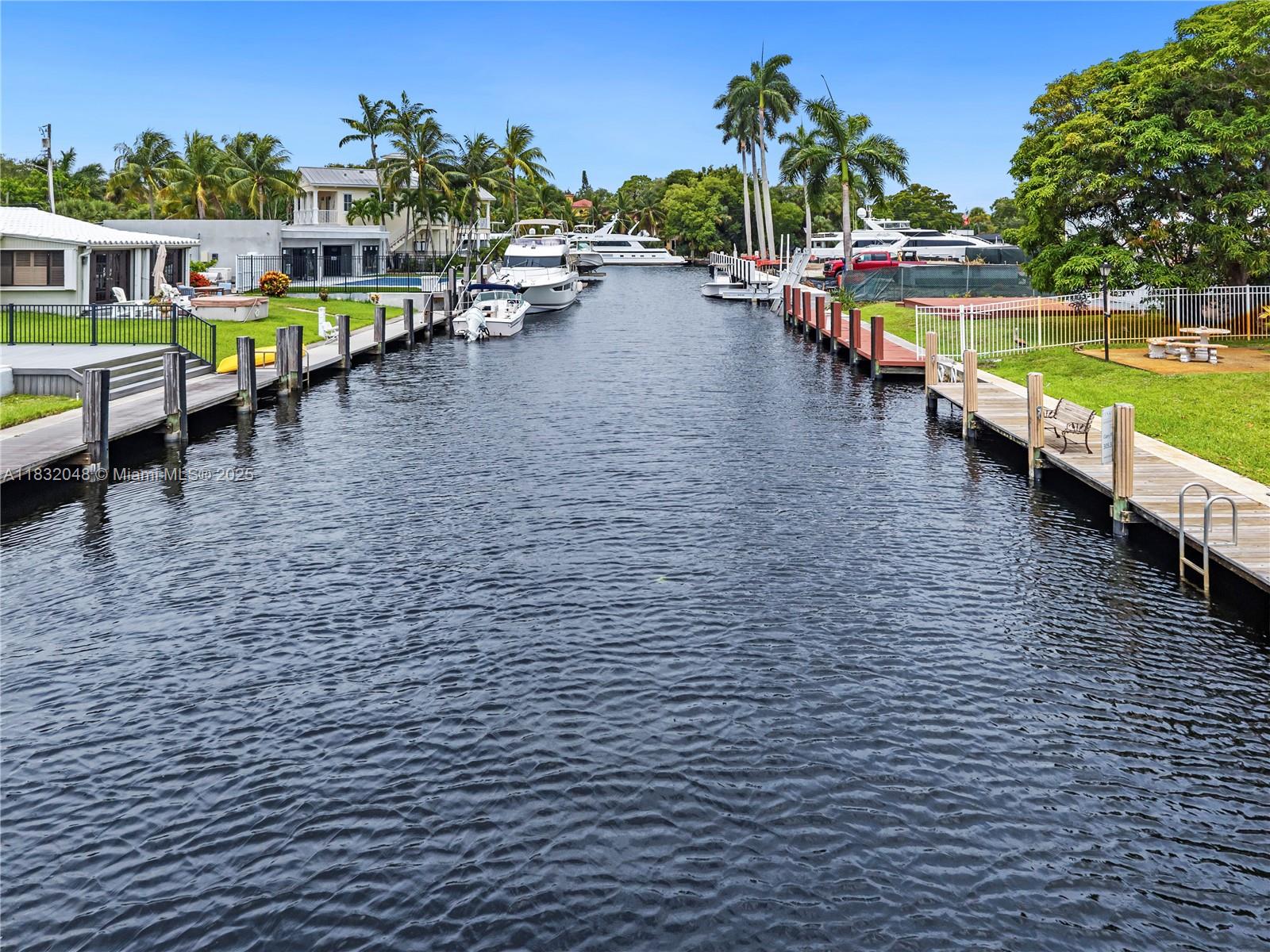 1328 Mango Isle, Fort Lauderdale, Florida image 36