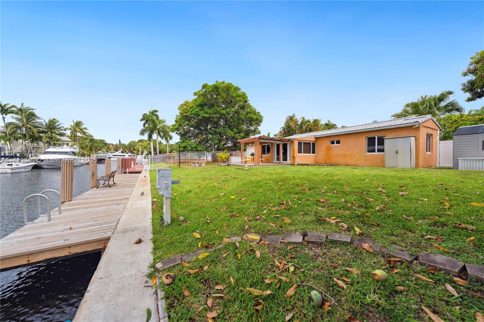 1328 Mango Isle, Fort Lauderdale, Florida image 9