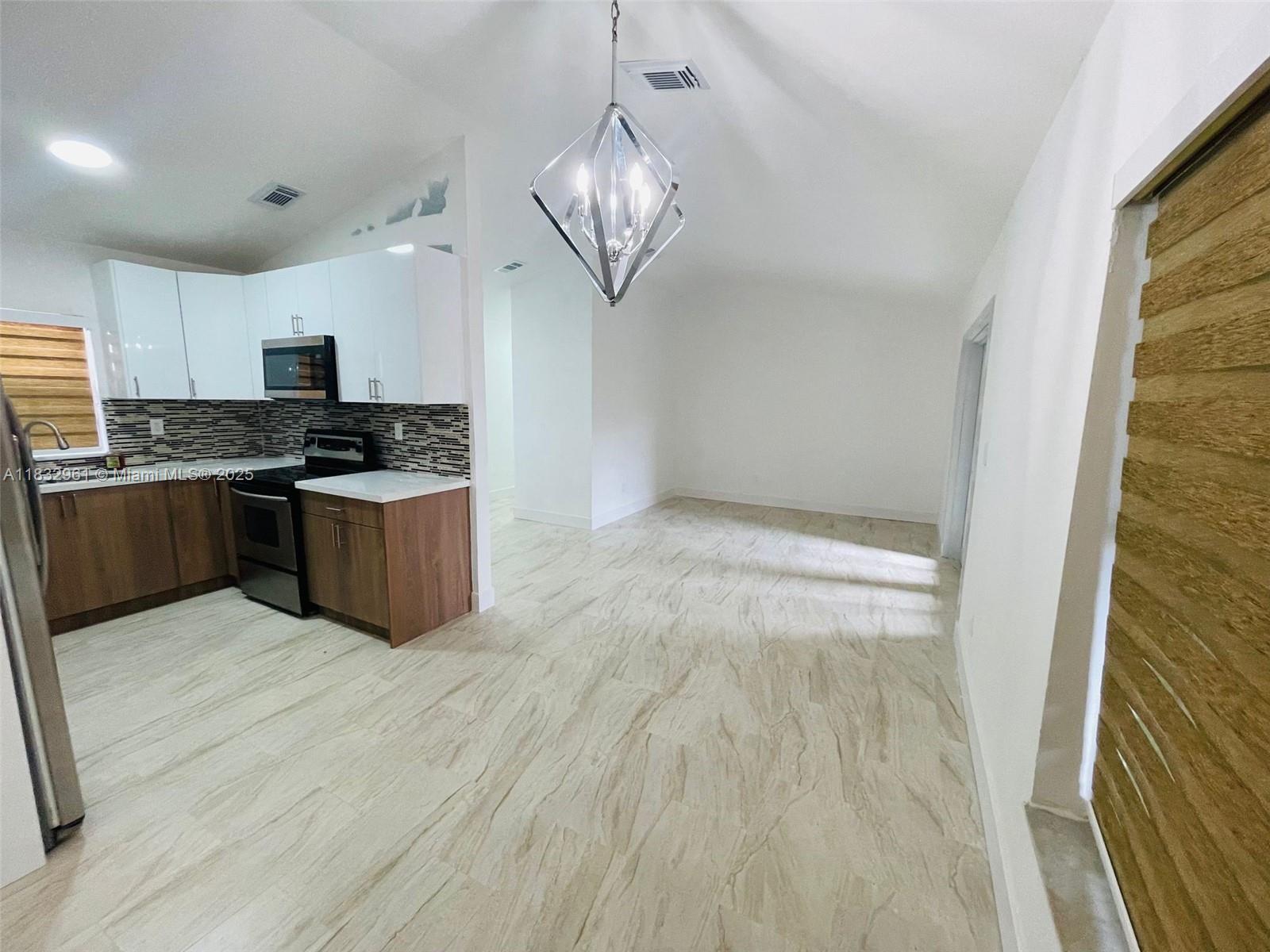 12740 SW 249th Ter, Homestead, Florida image 4