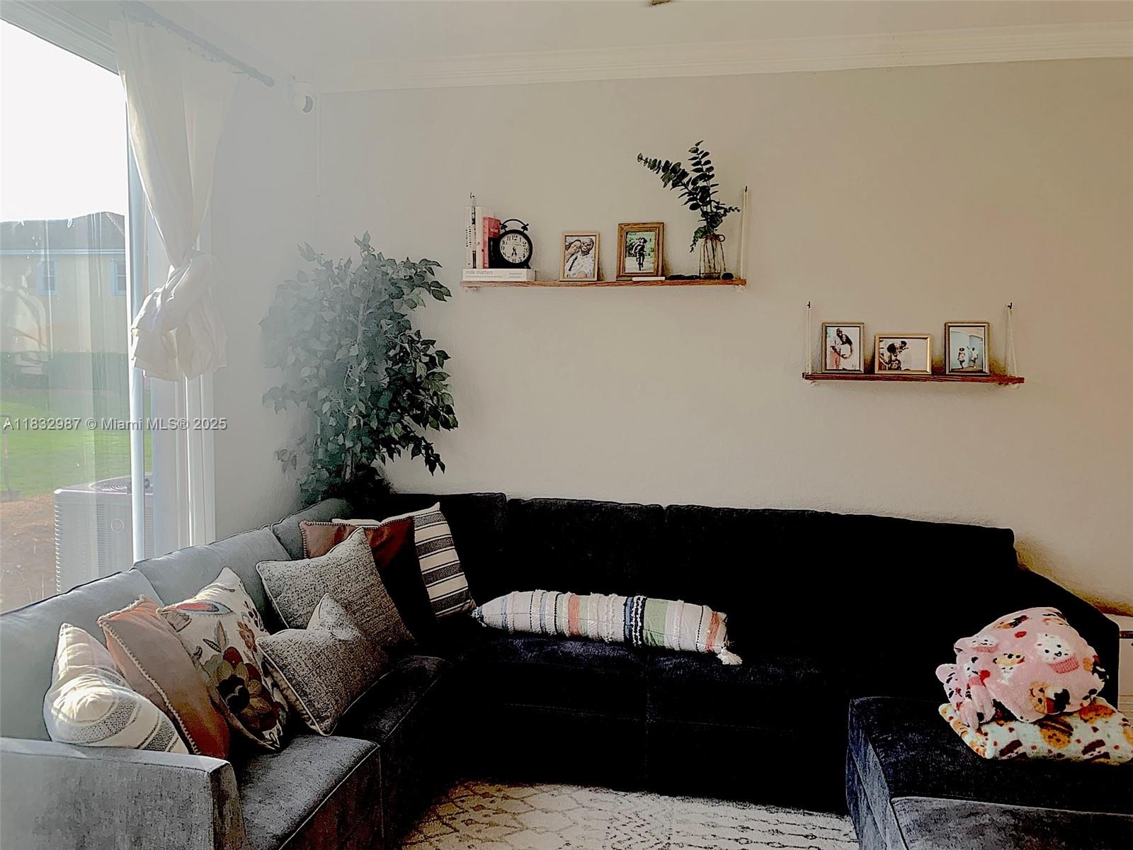 Property photo # 4