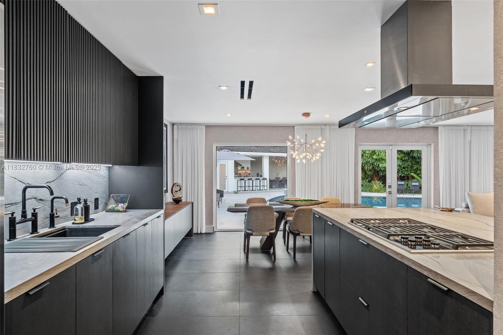 4800 Bay Point Rd, Miami, Florida image 29
