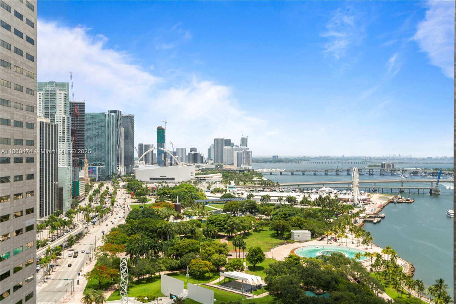 Condo for Sale in Miami, FL