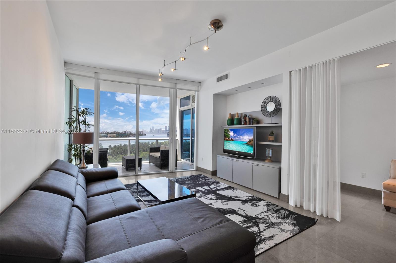Property photo # 0