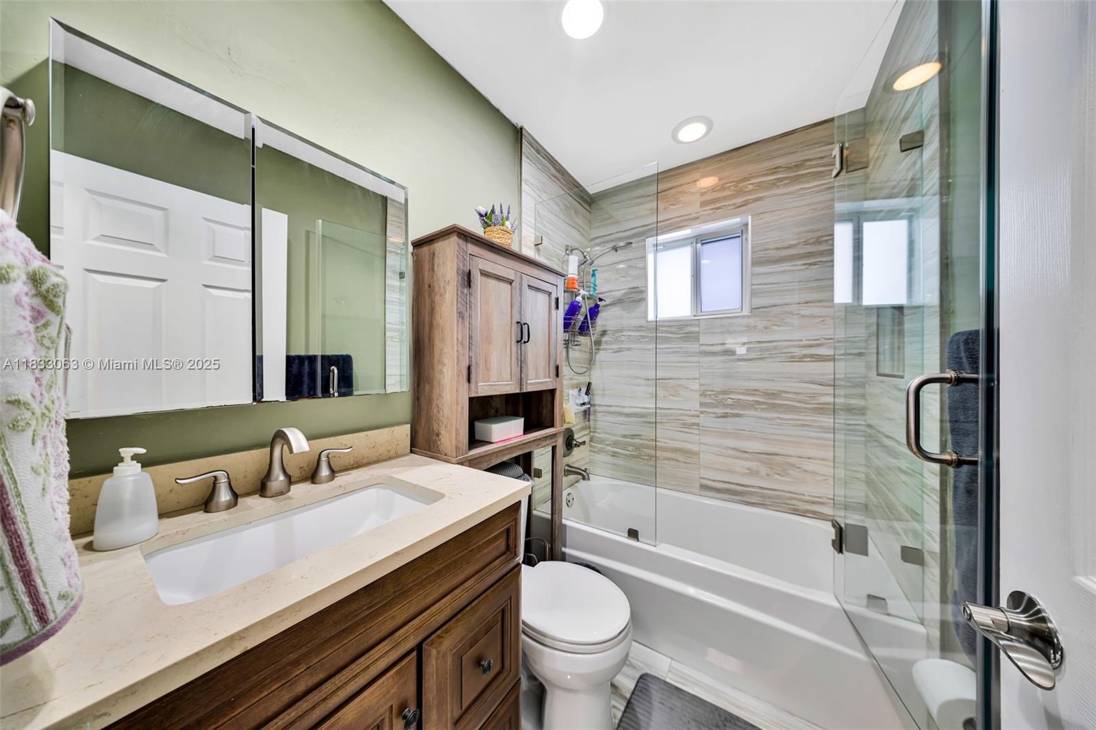 9122 NW 113th St, Hialeah Gardens, Florida image 11