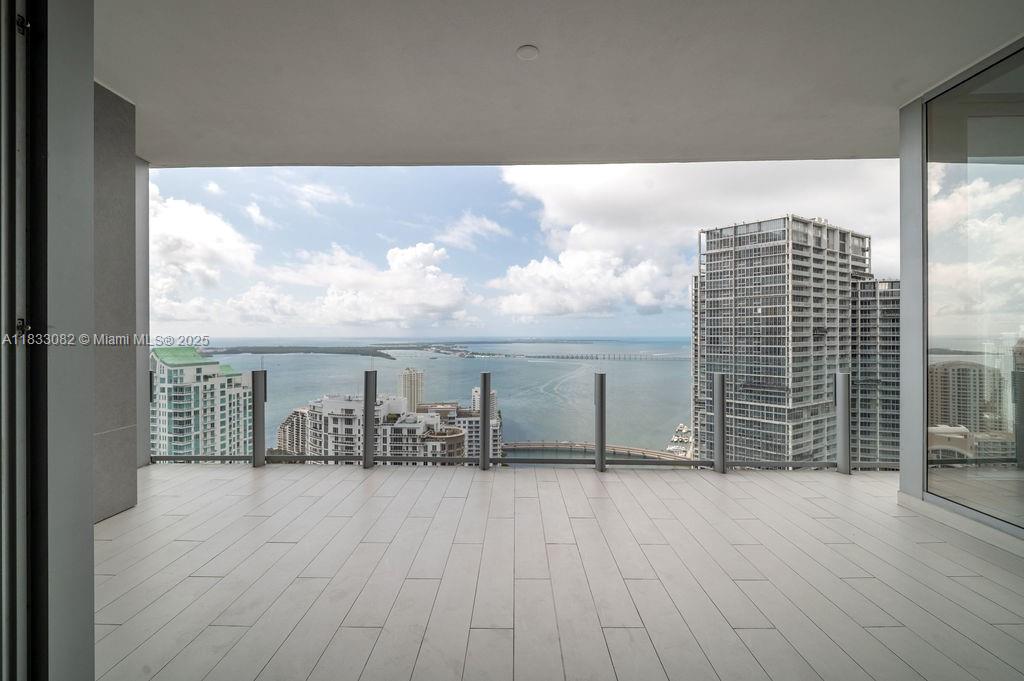300 Biscayne Blvd Way #4603, Miami, Florida image 4