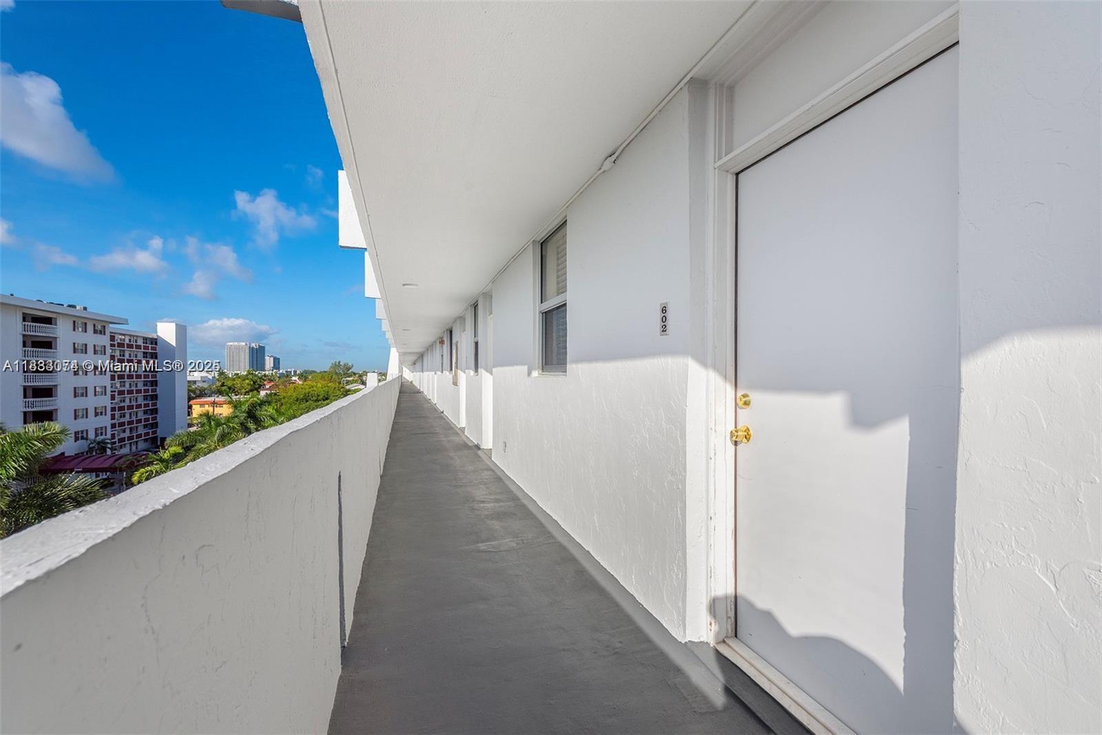 3703 NE 166th St #905, North Miami Beach, Florida image 9