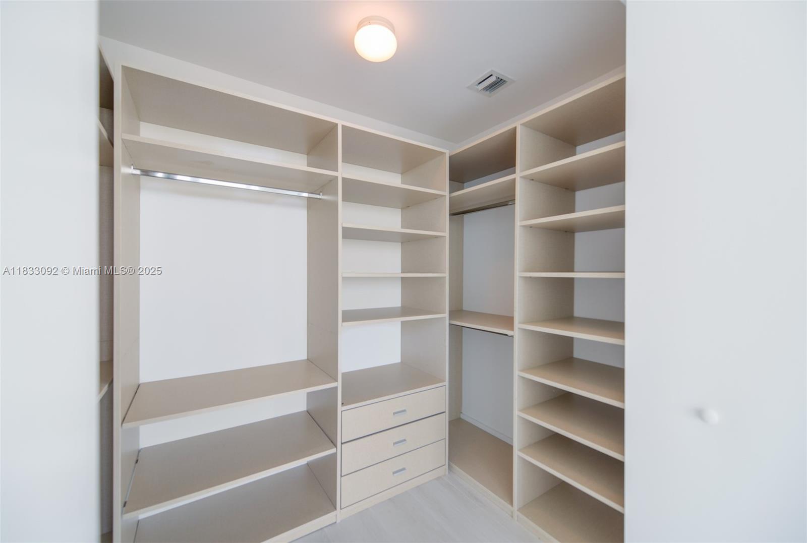 650 NE 32nd St #4301, Miami, Florida image 22