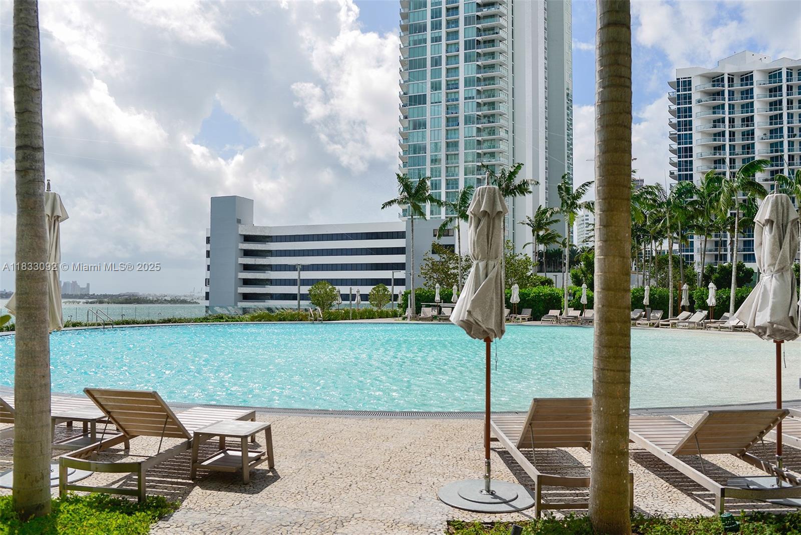 650 NE 32nd St #4301, Miami, Florida image 44
