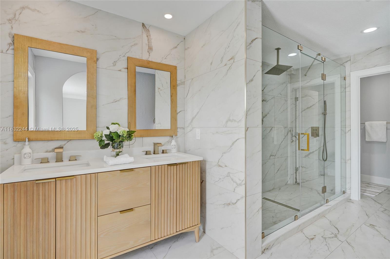 1411 Normandy Dr, Miami Beach, Florida image 23