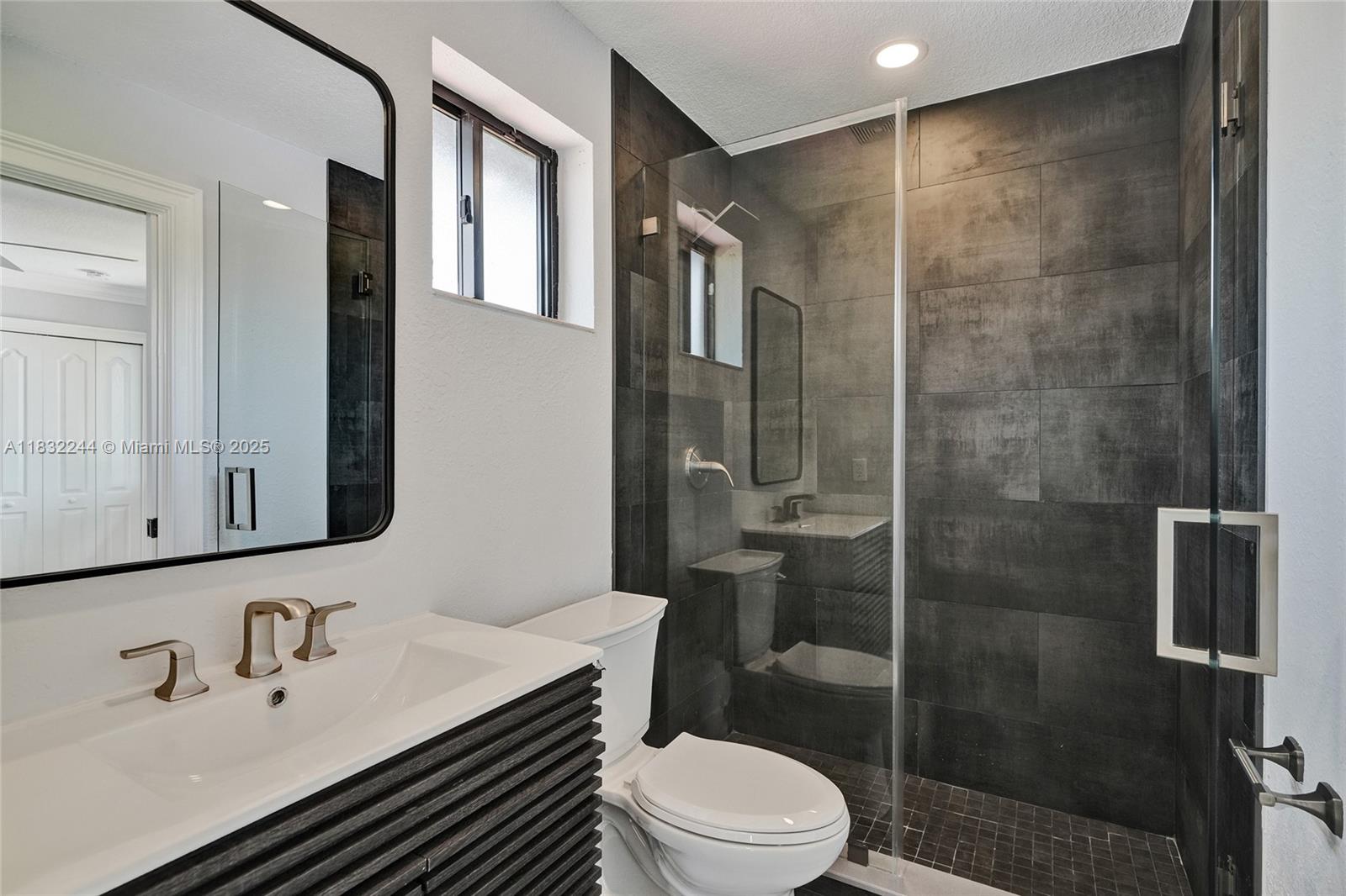 1411 Normandy Dr, Miami Beach, Florida image 28