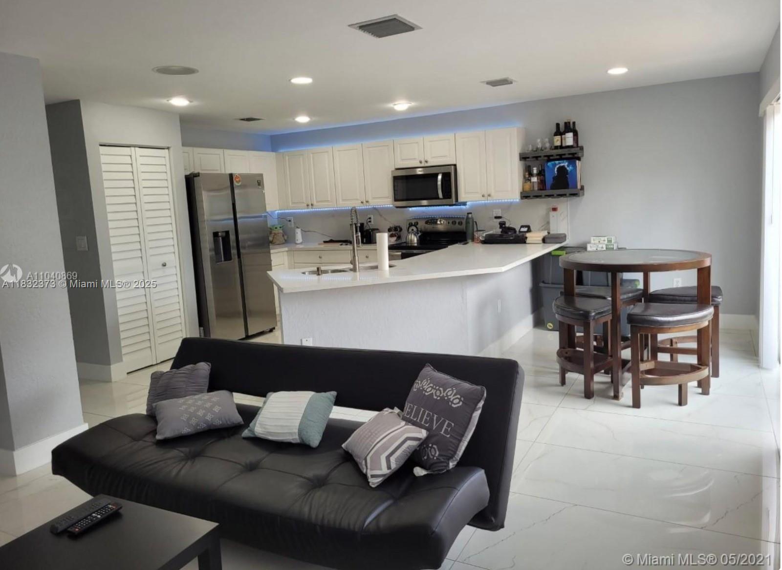 Property photo # 8