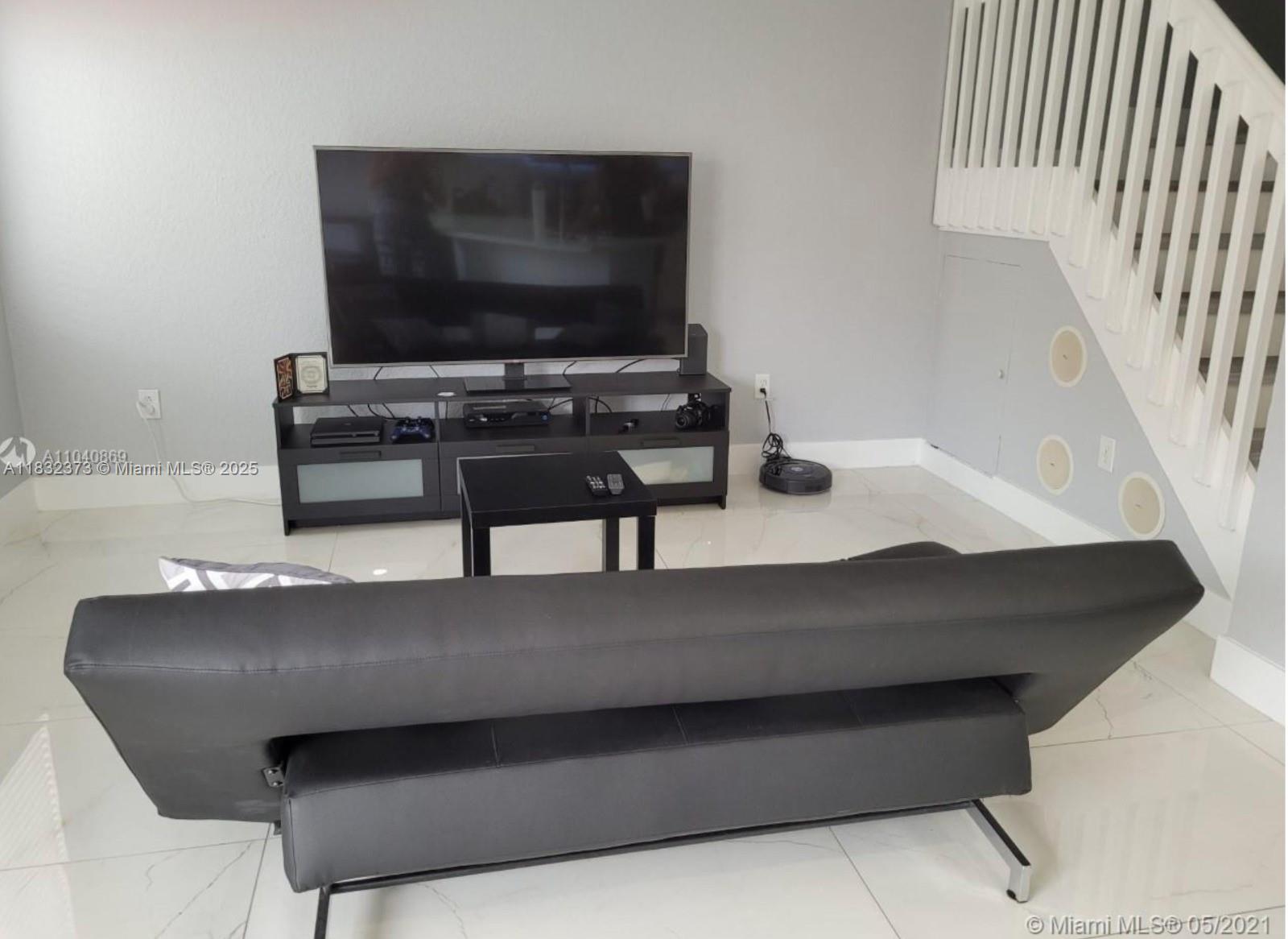 Property photo # 6