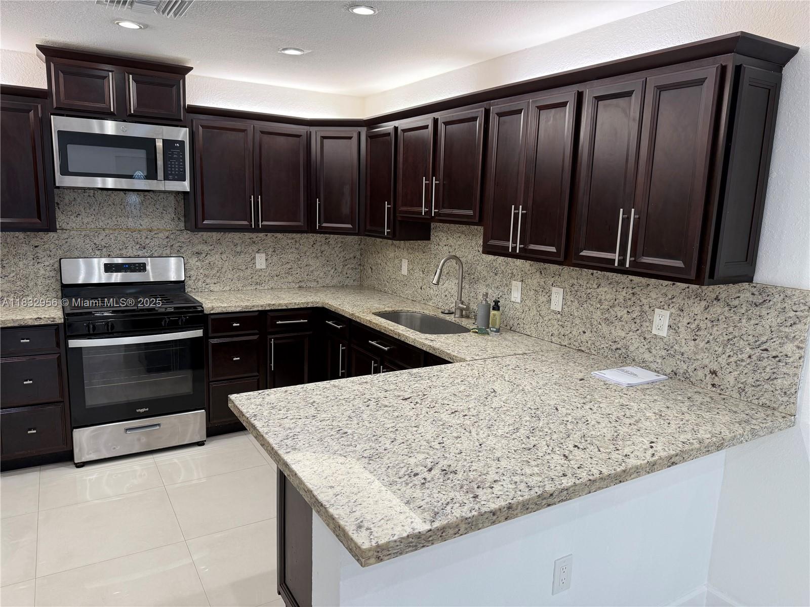 Property photo # 6