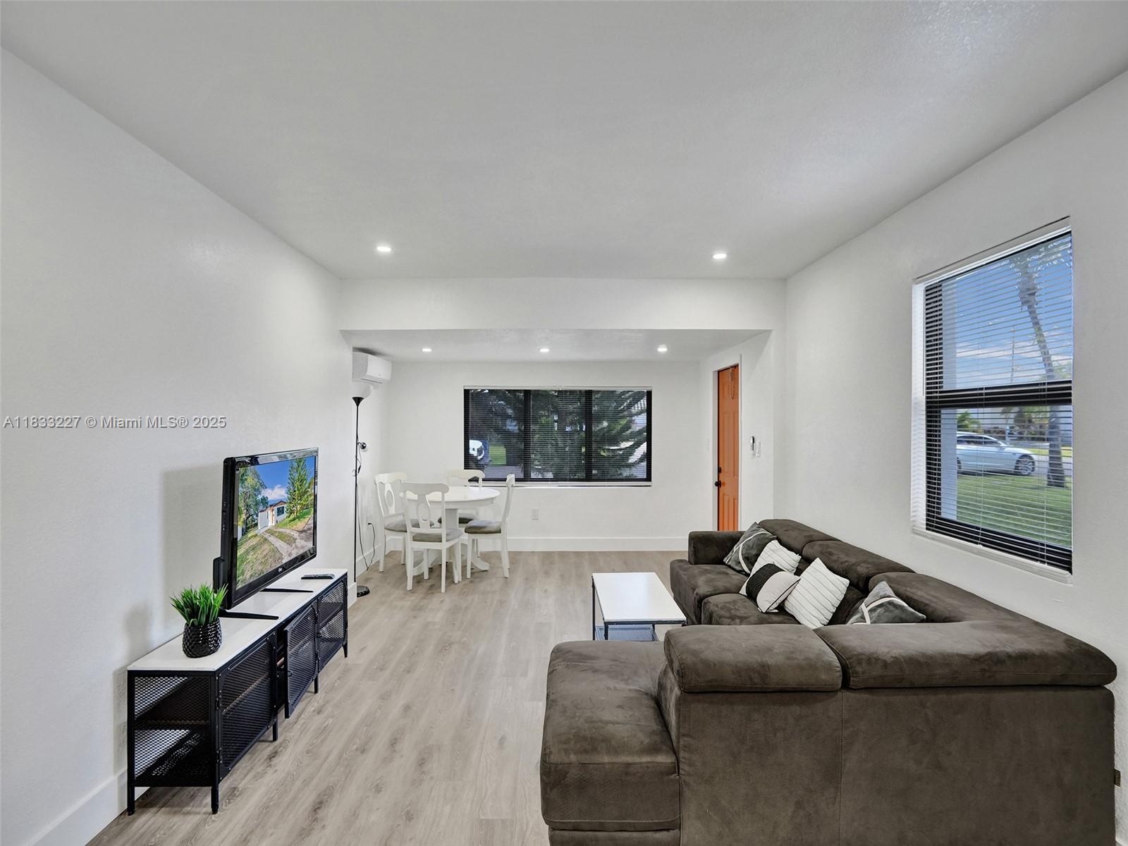 905 SW 22nd St, Fort Lauderdale, Florida image 5