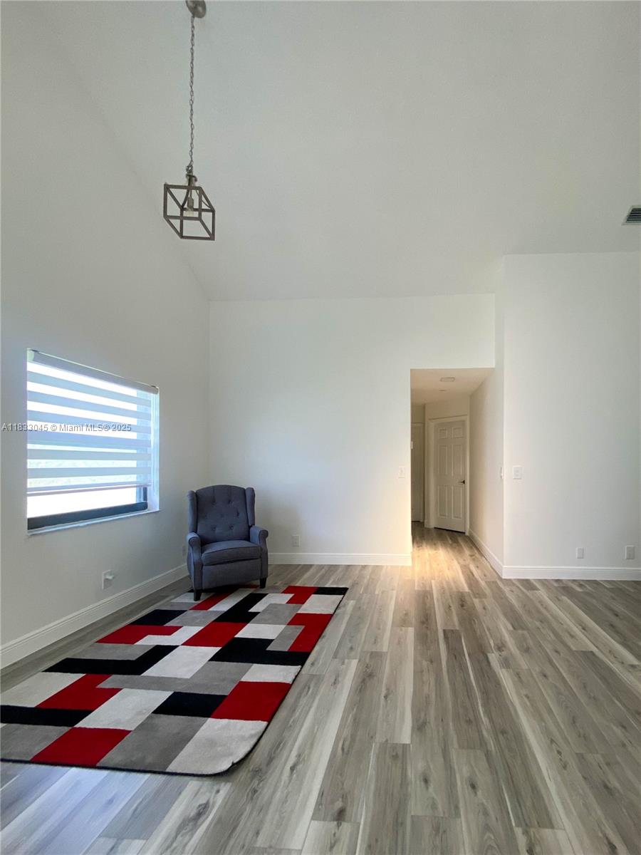 Property photo # 6