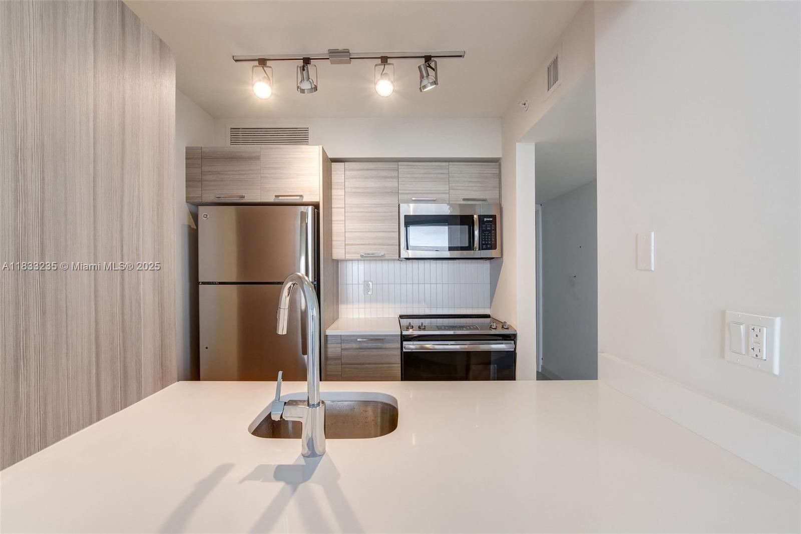 Property photo # 2