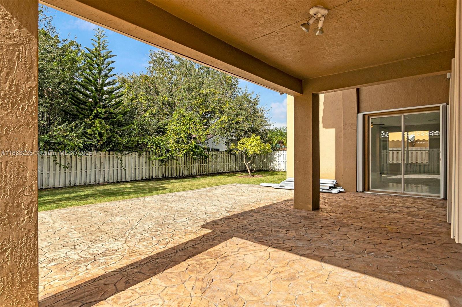 860 SW 191st Ave, Pembroke Pines, Florida image 46