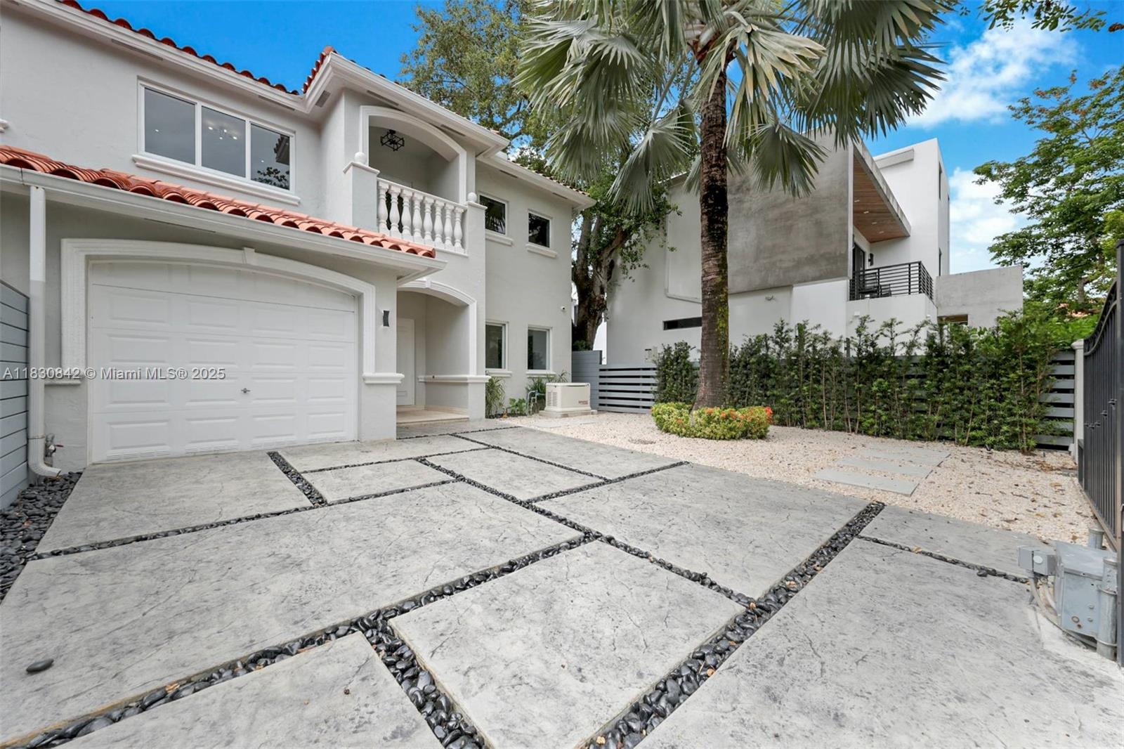 3182 Lamb Court Unit 3182, Miami, Florida 33133