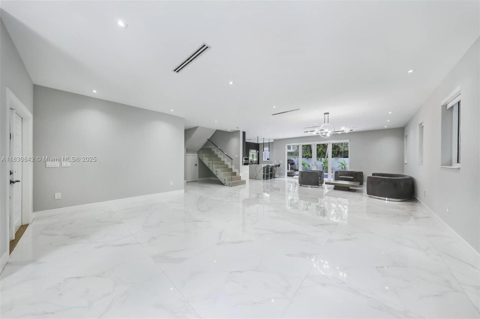 3182 Lamb Court #3182, Miami, Florida image 3