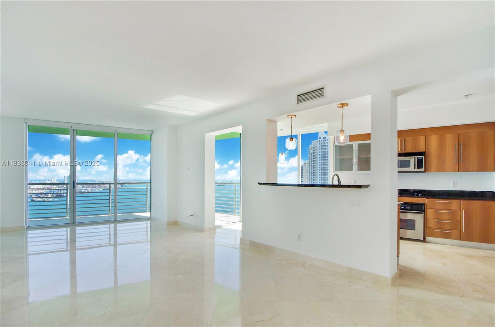 335 S Biscayne Blvd #3309, Miami FL 33131