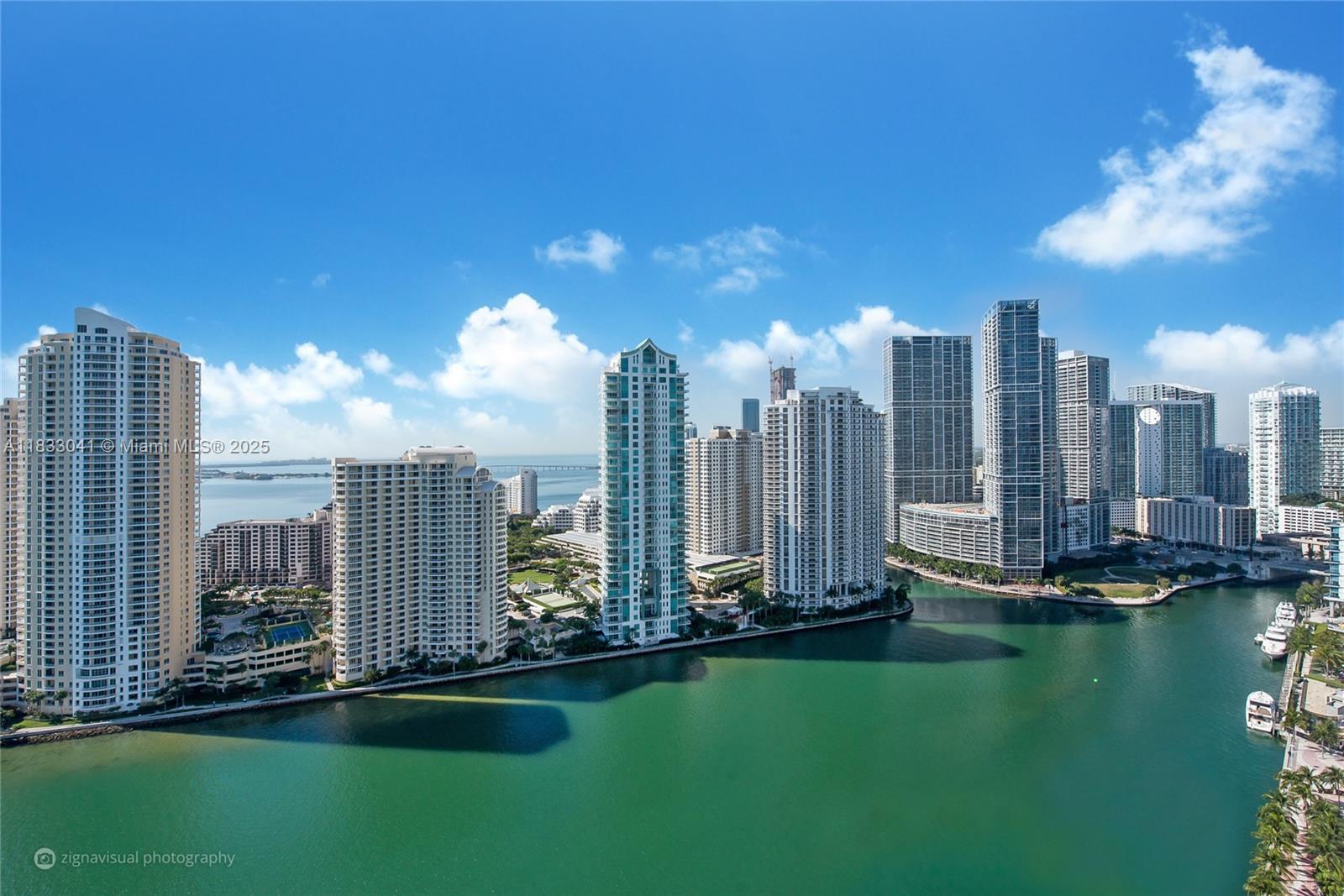 335 S Biscayne Blvd #3309, Miami FL 33131