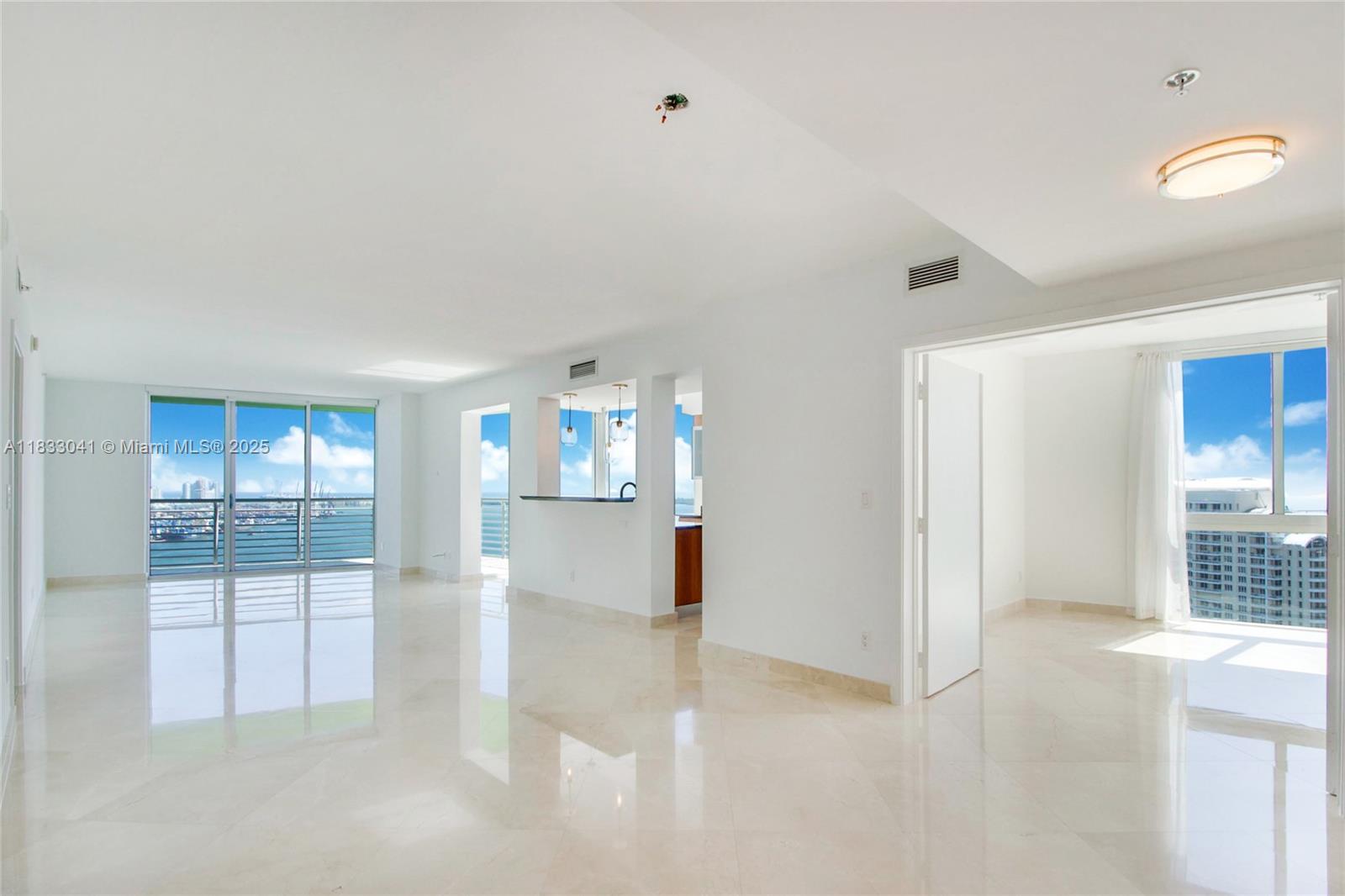 335 S Biscayne Blvd #3309, Miami FL 33131