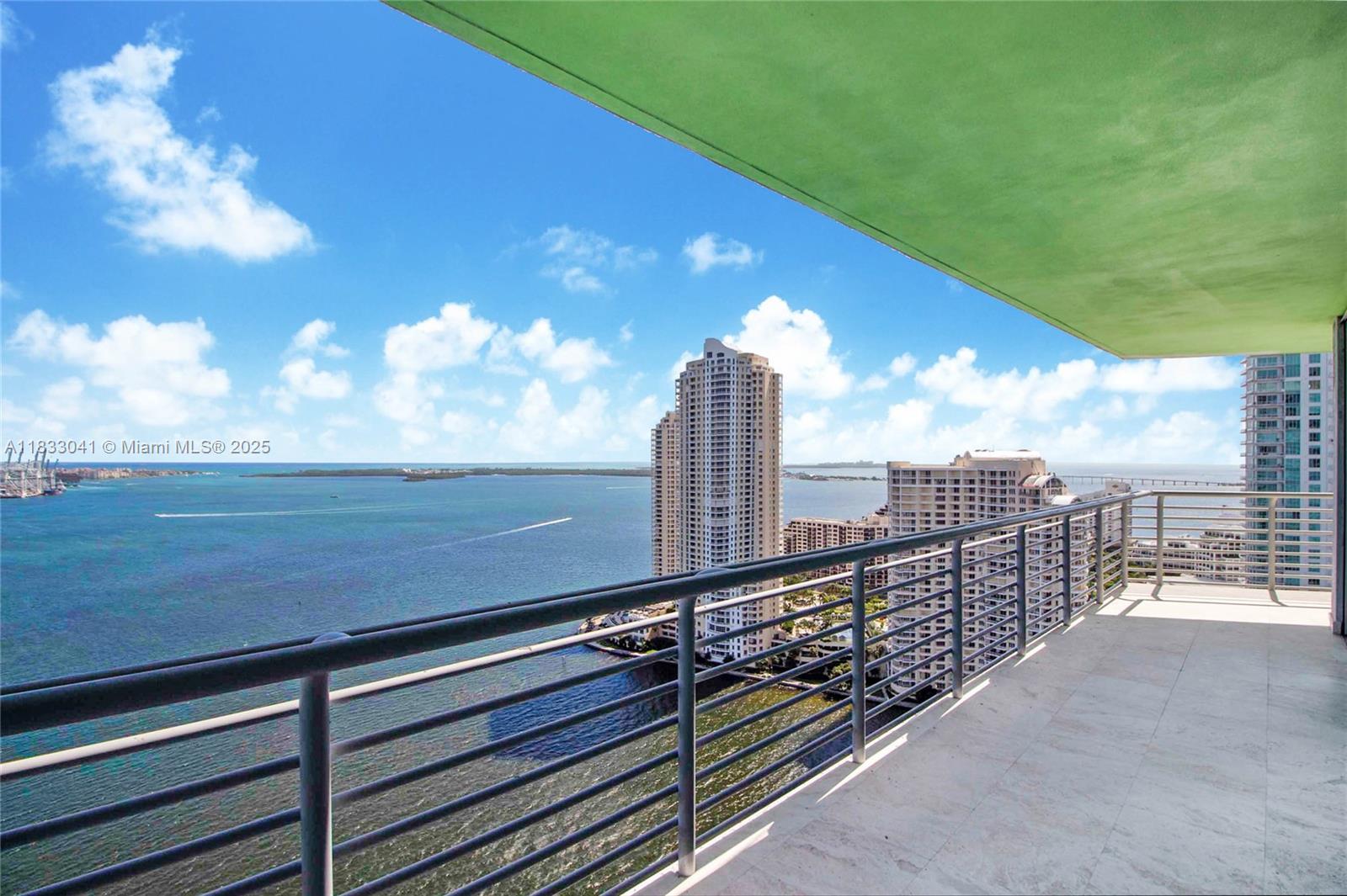 335 S Biscayne Blvd #3309, Miami FL 33131