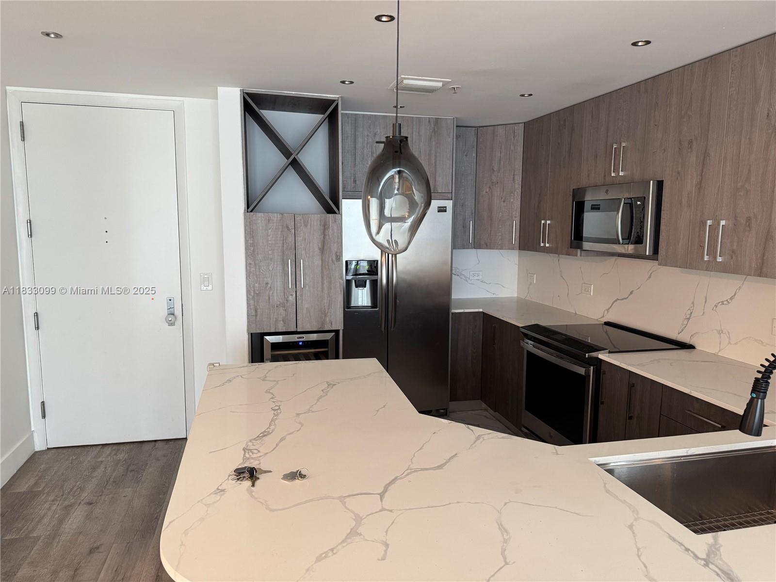 Condo for Rent in Miami, FL