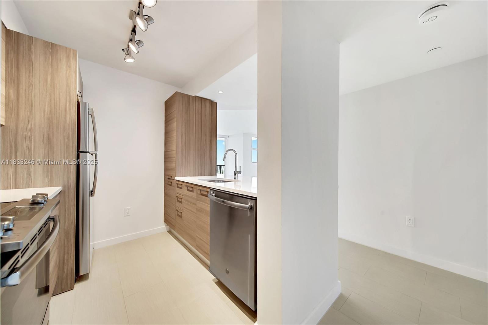 Property photo # 3