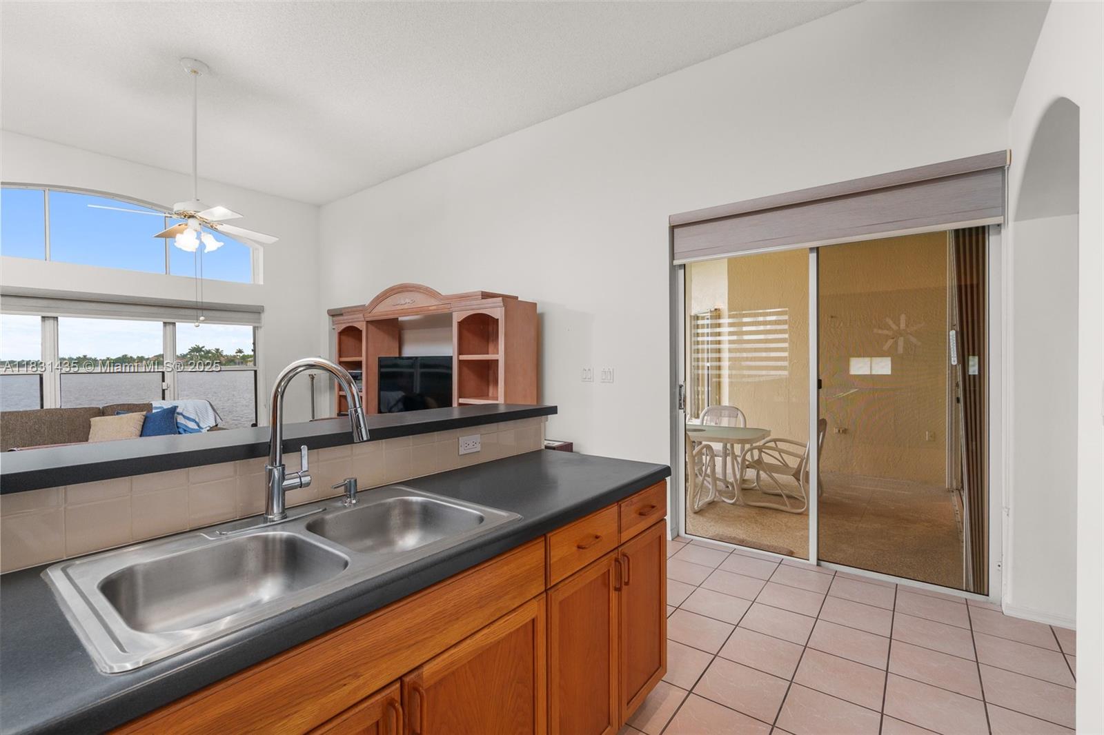 2373 NW 195th Ave, Pembroke Pines, Florida image 21