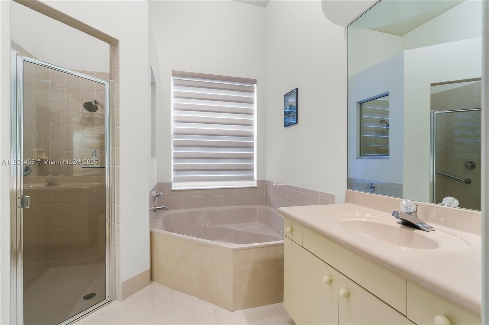 2373 NW 195th Ave, Pembroke Pines, Florida image 37