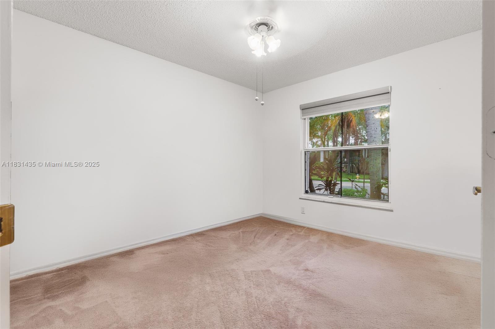 2373 NW 195th Ave, Pembroke Pines, Florida image 49