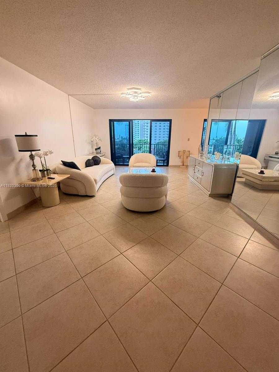 1201 S Ocean Dr #408S, Hollywood, Florida image 2